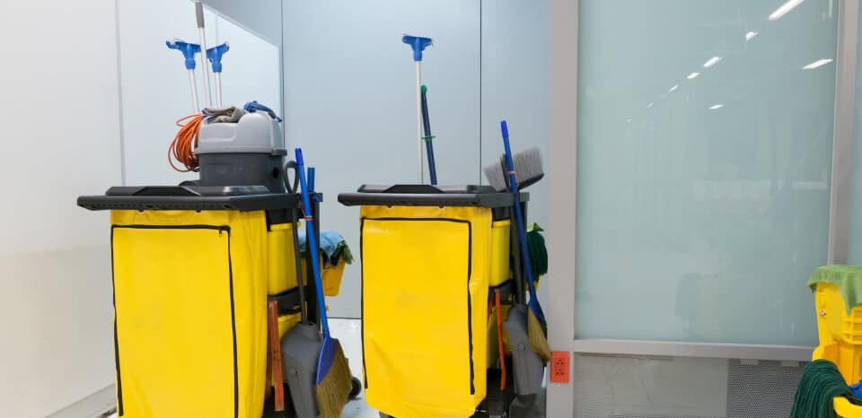 Airports and travel hubs cleaning.